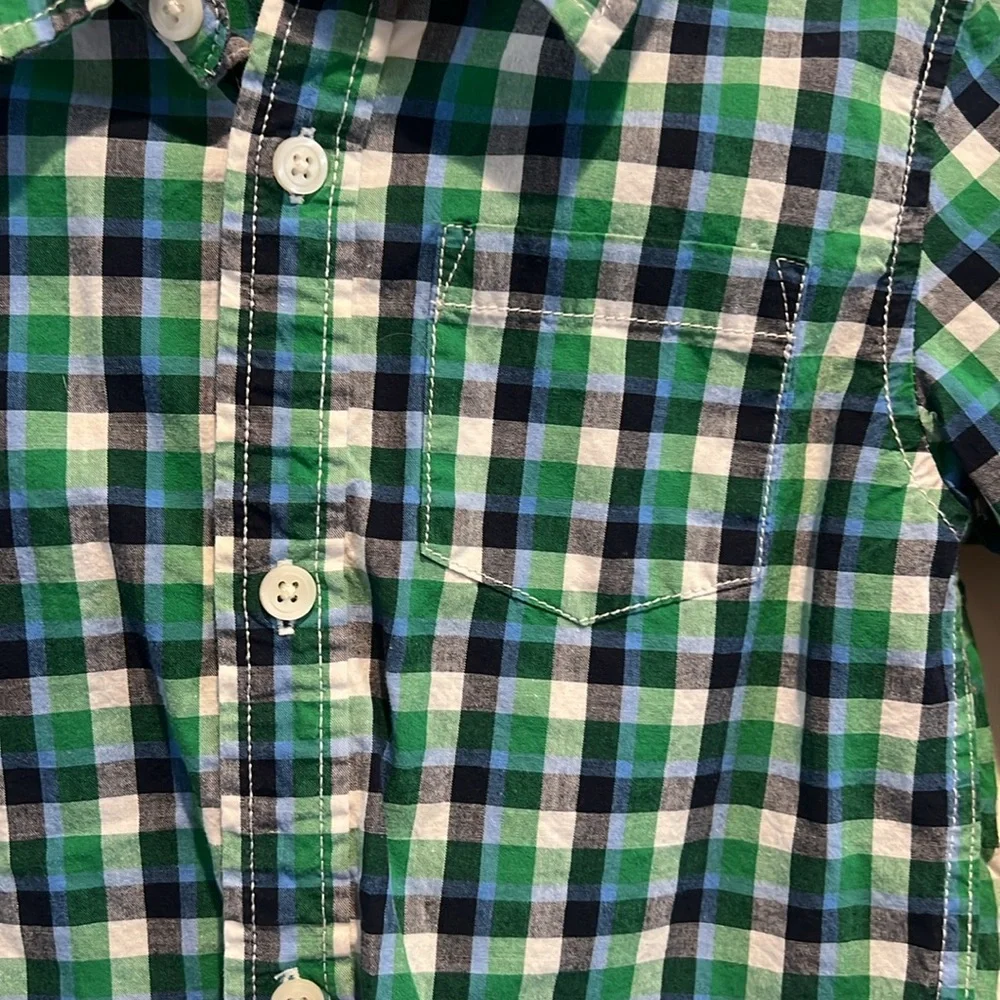 GYMBOREE boys dress shirt in Green and Blue checkered button down